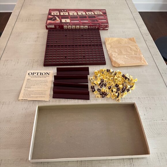 Vintage 1983 Parker Brothers Option Double-sided Word Game - Picture 2 of 10